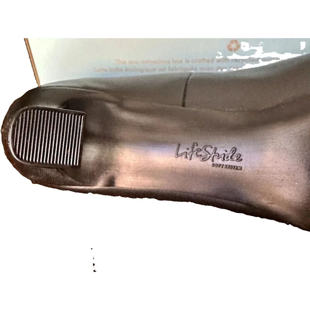 Life Stride Julia Dress Pump Heels Shoes Womens SZ 9 Slip On Round Toe Black NEW